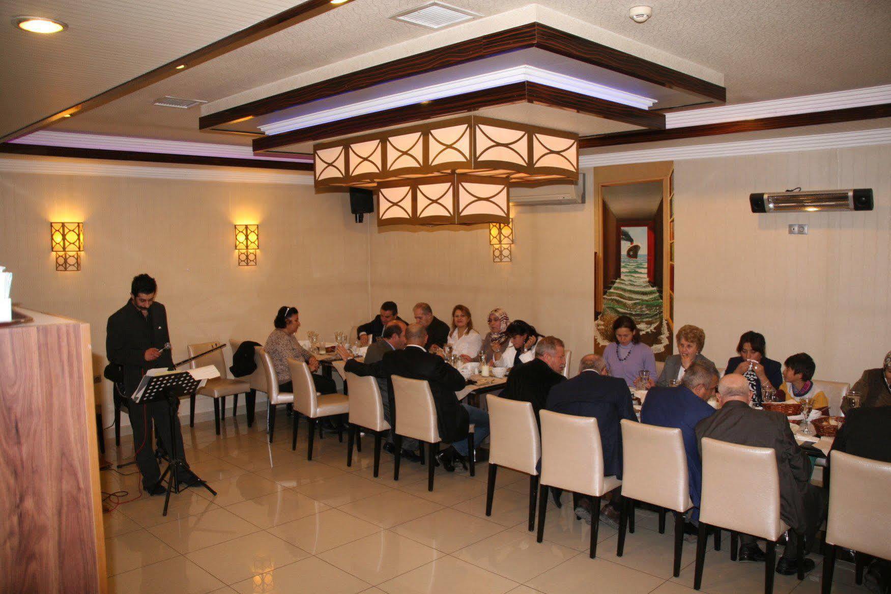 Ankara Risiss Hotel Exteriör bild